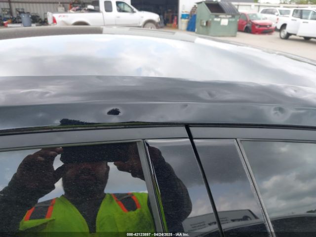 JTDACAAU7R3040428 Toyota PRIUS XLE