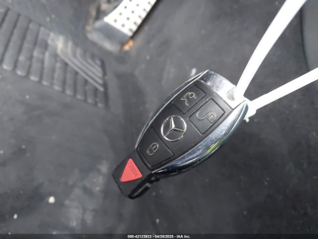 2017 MERCEDES-BENZ AMG C 63 WDDWJ8GB1HF453619 Photo 10