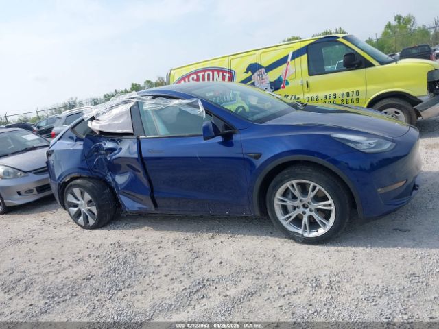 7SAYGDEE3NF455544 Tesla Model Y Long Range Dual Motor All-wheel Drive
