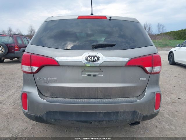 5XYKTCA66FG570155 KIA SORENTO LX