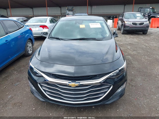1G1ZD5ST9RF115067 Chevrolet Malibu Fwd 1lt