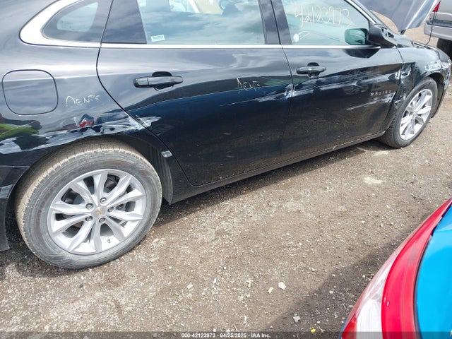1G1ZD5ST9RF115067 Chevrolet Malibu Fwd 1lt