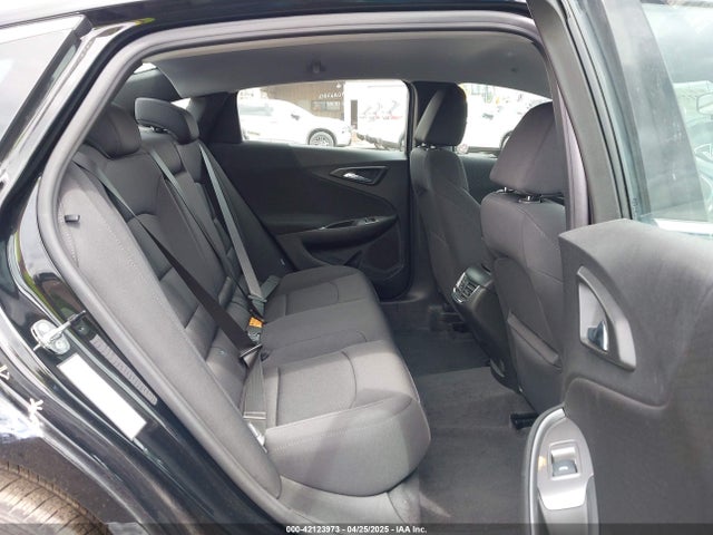 1G1ZD5ST9RF115067 Chevrolet Malibu Fwd 1lt