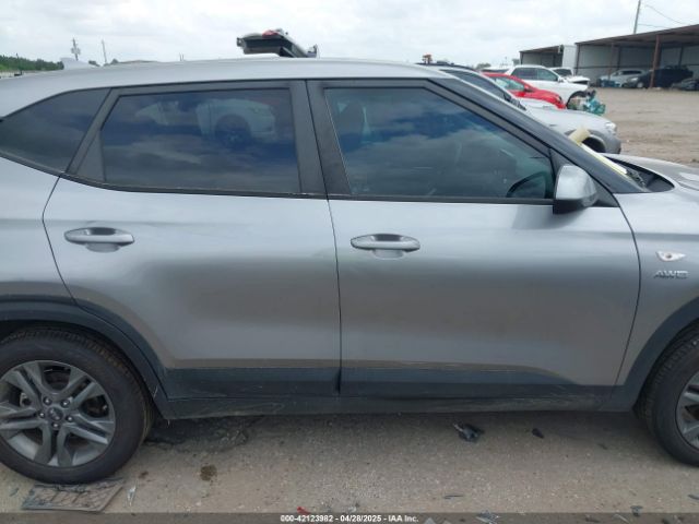 KNDEPCAA0M7045897 KIA Seltos Lx