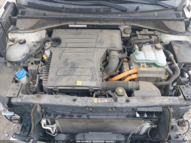 KNDCB3LCXH5074054 KIA NIRO LX