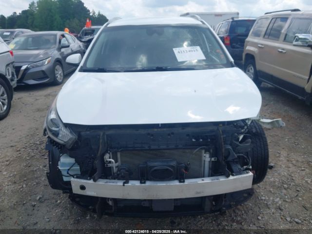 KNDCB3LCXH5074054 KIA NIRO LX