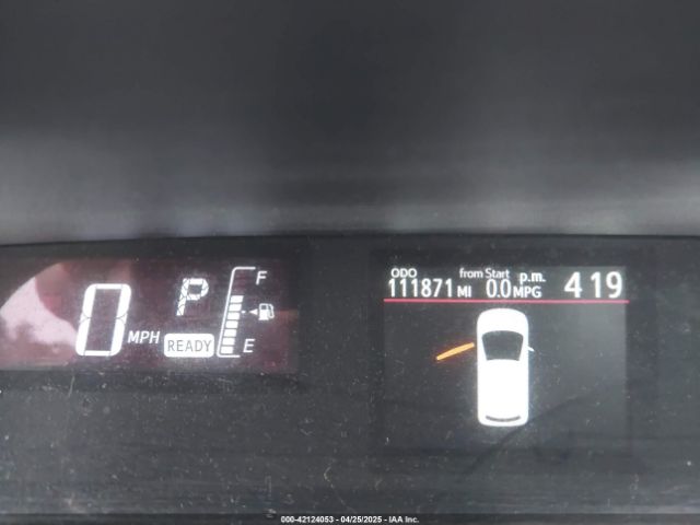 JTDKDTB32F1098845 Toyota Prius C Three