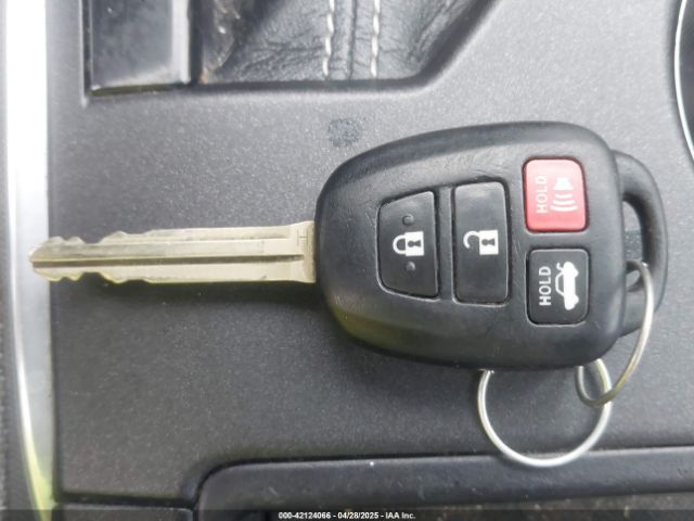 4T4BF1FK1FR509233 Toyota CAMRY LE