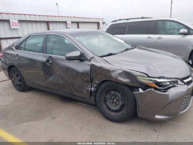 4T4BF1FK1FR509233 Toyota CAMRY LE