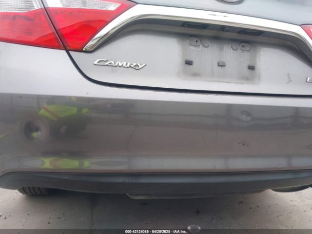 4T4BF1FK1FR509233 Toyota CAMRY LE