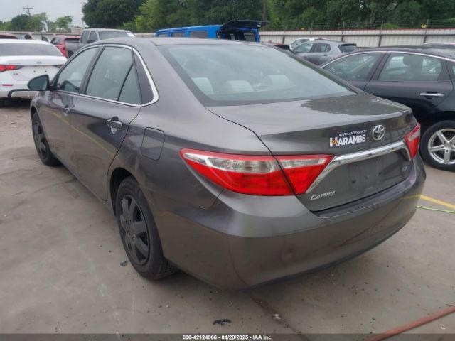 4T4BF1FK1FR509233 Toyota CAMRY LE