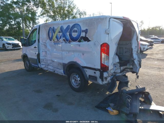 1FTNE1YM1FKA98814 Ford Transit-150