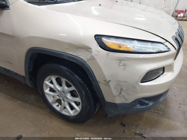 1C4PJMCB0EW291782 Jeep Cherokee Latitude