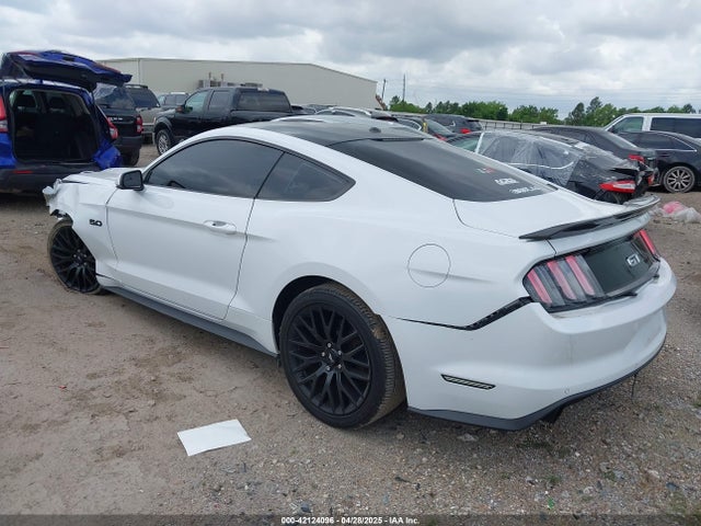 Ford Mustang Gt Premium 2017 1FA6P8CF7H5256581 Image 3