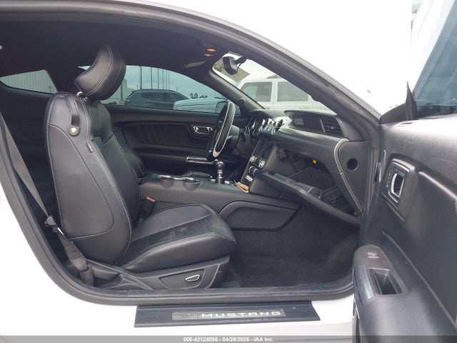 Ford Mustang Gt Premium 2017 1FA6P8CF7H5256581 Image 5