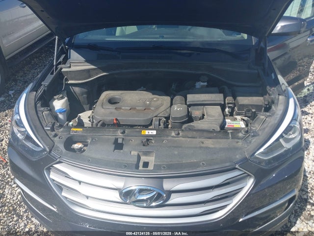 5XYZTDLB4HG499703 Hyundai Santa Fe Sport 2.4l