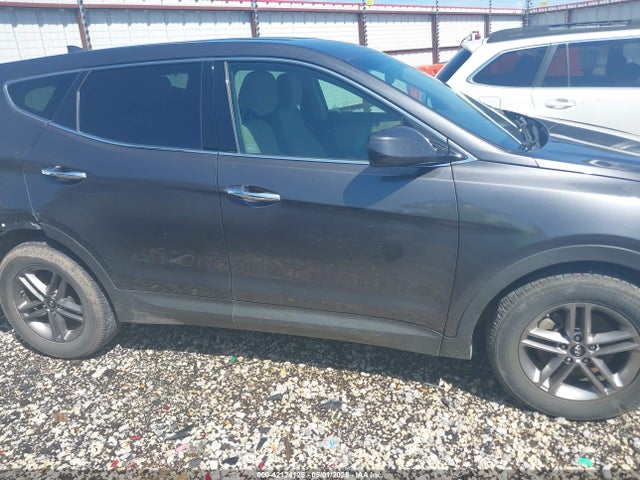 5XYZTDLB4HG499703 Hyundai Santa Fe Sport 2.4l