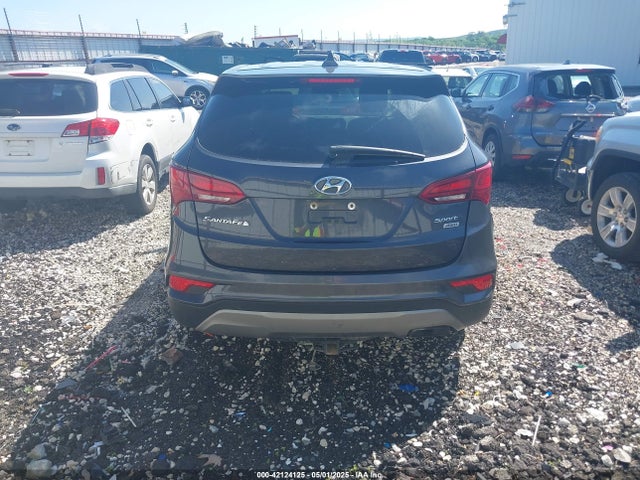 5XYZTDLB4HG499703 Hyundai Santa Fe Sport 2.4l