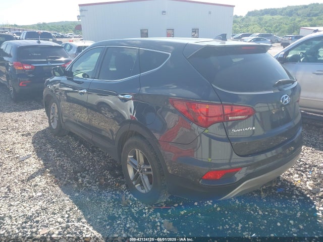 5XYZTDLB4HG499703 Hyundai Santa Fe Sport 2.4l