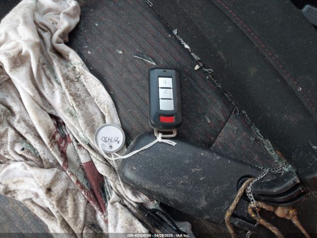 JA4AP4AU3KU024663 Mitsubishi Outlander Sport Se/gt