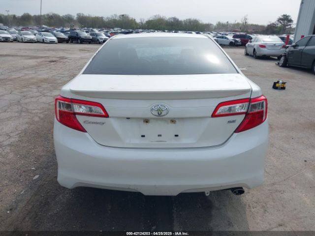 4T1BF1FK4EU405778 Toyota CAMRY SE