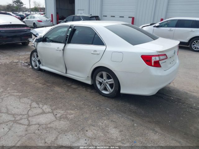 4T1BF1FK4EU405778 Toyota CAMRY SE