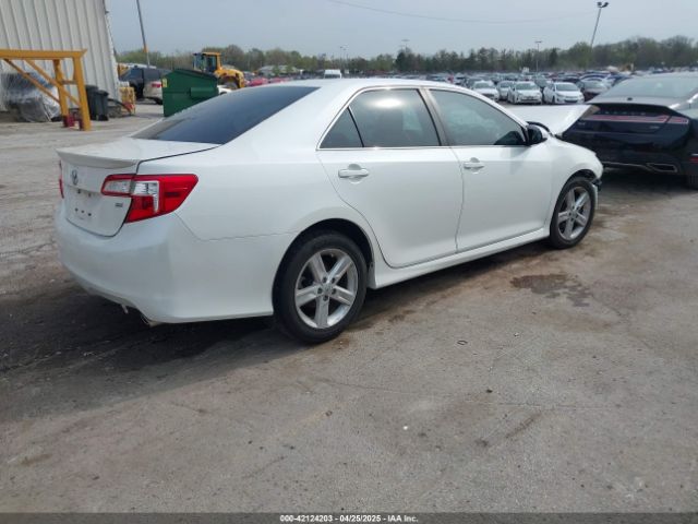 4T1BF1FK4EU405778 Toyota CAMRY SE