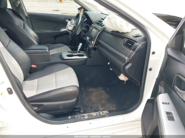 4T1BF1FK4EU405778 Toyota CAMRY SE