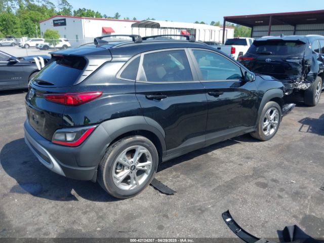 KM8K62AB1NU818769 Hyundai Kona Sel