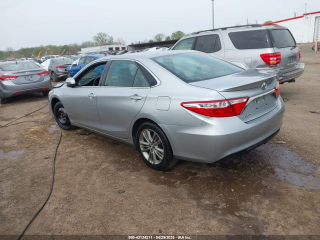 4T1BF1FK9HU330032 Toyota CAMRY SE
