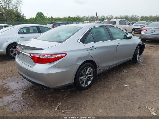 4T1BF1FK9HU330032 Toyota CAMRY SE