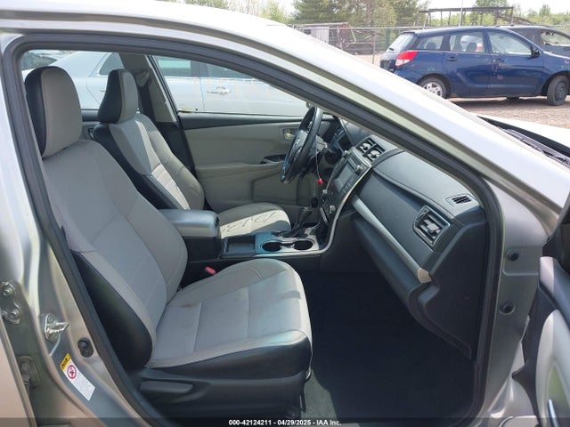 4T1BF1FK9HU330032 Toyota CAMRY SE