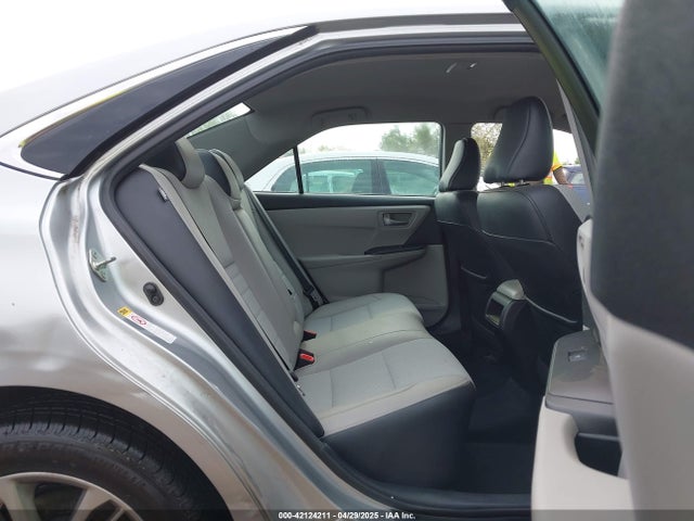 4T1BF1FK9HU330032 Toyota CAMRY SE