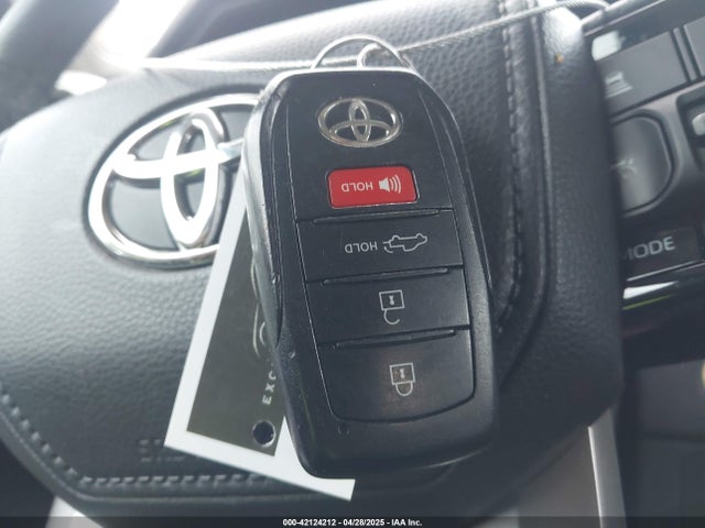 5TFJA5DB9NX015248 Toyota Tundra Limited