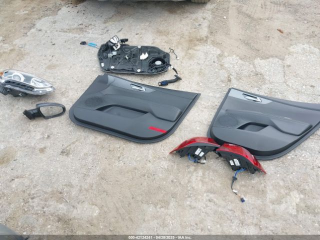 3KPF24AD8ME404965 KIA Forte Lxs