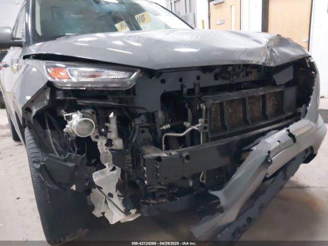 KMHRC8A34LU016992 Hyundai Venue Sel