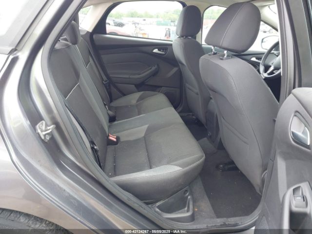 1FADP3F29EL371547 Ford FOCUS SE