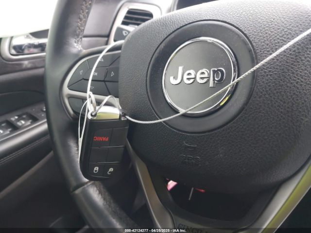 1C4RJFAG1JC170807 Jeep Grand Cherokee Laredo E 4x4