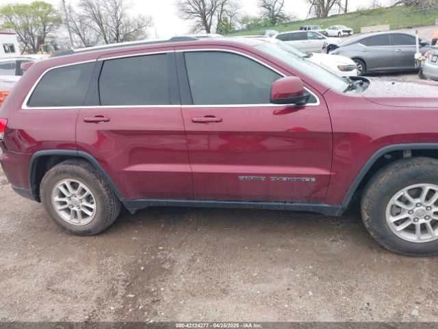 1C4RJFAG1JC170807 Jeep Grand Cherokee Laredo E 4x4