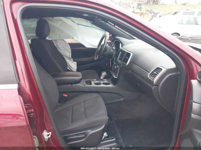 1C4RJFAG1JC170807 Jeep Grand Cherokee Laredo E 4x4