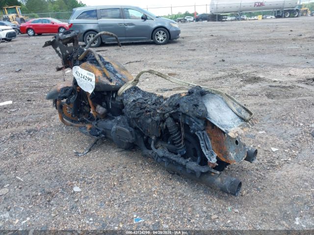 2021 HARLEY-DAVIDSON FLTRK 1HD1KZF12MB669866 Photo 2