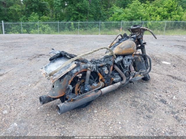 2021 HARLEY-DAVIDSON FLTRK 1HD1KZF12MB669866 Photo 3