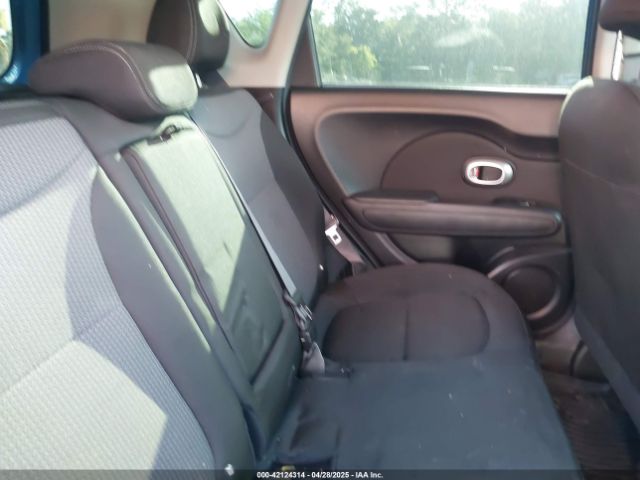 KNDJP3A59H7489772 KIA SOUL +
