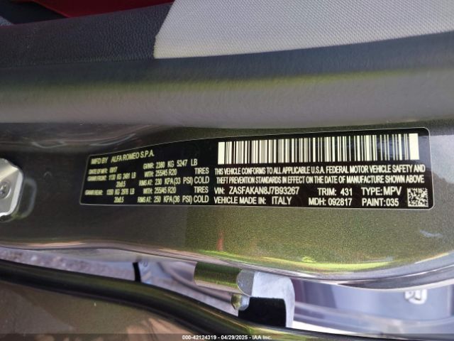 ZASFAKAN8J7B93267 Alfa Romeo Stelvio Awd