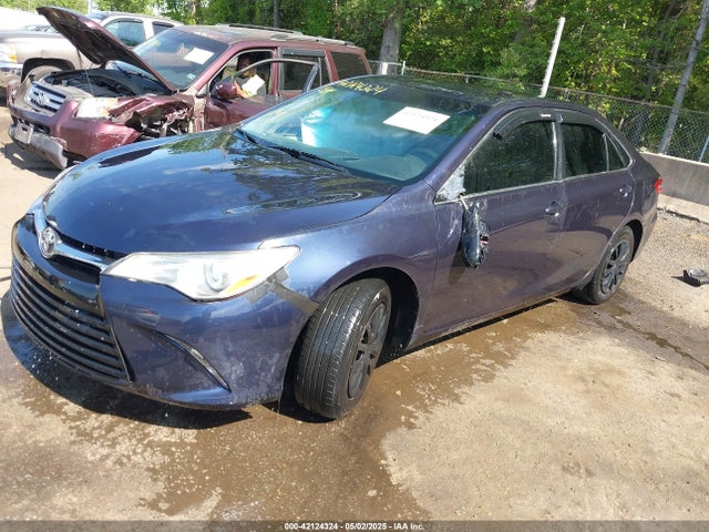 Toyota CAMRY LE 2016 4T4BF1FK9GR567415 Image 2