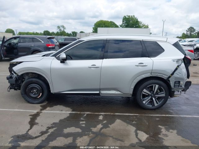 5N1BT3CA3NC716219 Nissan Rogue Sl Fwd