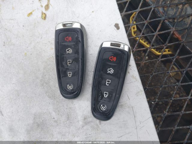 1FMCU0GD8KUA39792 Ford ESCAPE SE