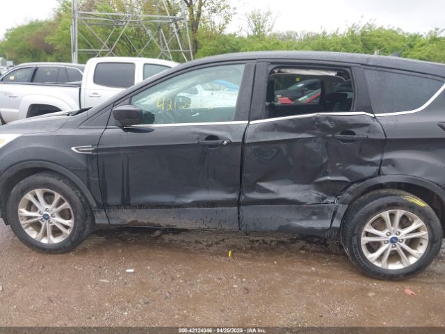 1FMCU0GD8KUA39792 Ford ESCAPE SE