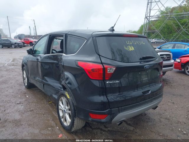 1FMCU0GD8KUA39792 Ford ESCAPE SE
