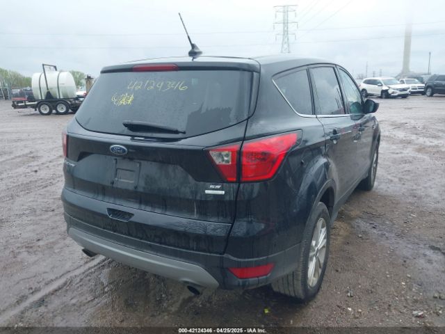 1FMCU0GD8KUA39792 Ford ESCAPE SE